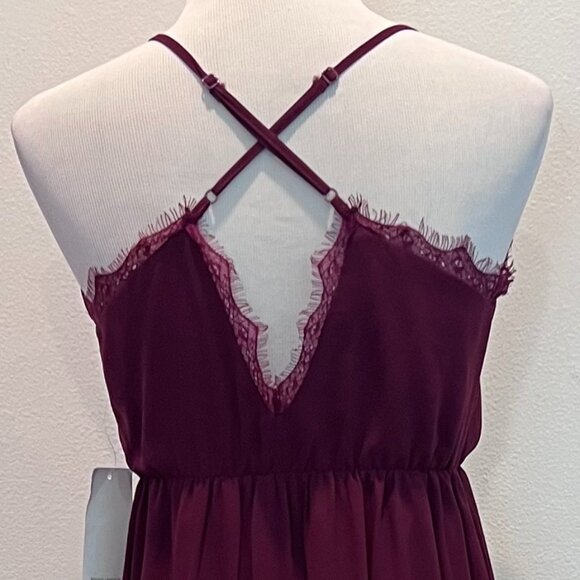 TOBI  Abegayle Lace Trim Cross Back Maxi Dress - Wine - beautiful back - Picture 3 of 4